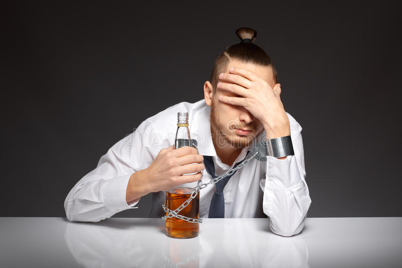 Как лечить алкоголизм у мужчин в Братске